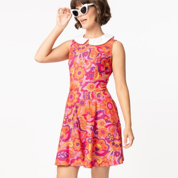 Unique Vintage Dresses & Skirts - Smak Parlour Pink Far-Out Floral Print Female Forward Fit & Flare Dress Small